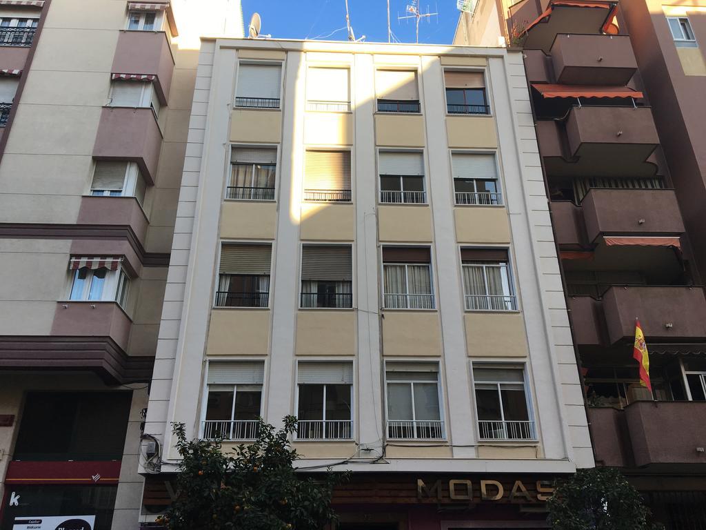 Lodgingmalaga Cristo De La Epidemia Luaran gambar